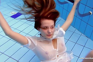 Underwater swimming pool babe Zuzanna